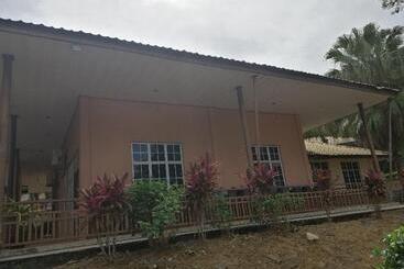 Otel Spot On 89954 D Yan Chalet