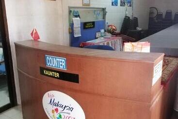 فندق Spot On 89954 D Yan Chalet