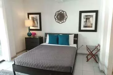 پانسیون Trinitaria House