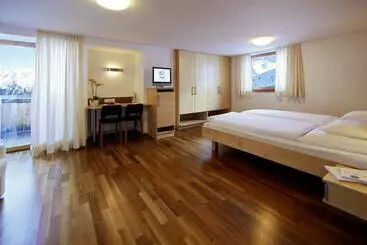 فندق Hochsölden