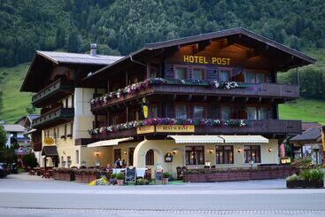 호텔 Post Fusch
