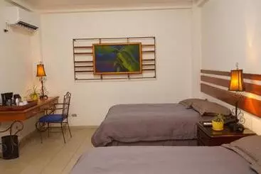 هتل Casa Del Arbol