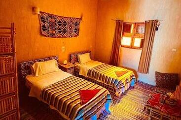 هتل Aghurmi Siwa Ecolodge & Salt Cave