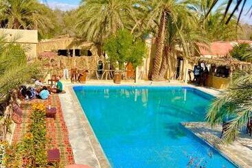 Hotel Aghurmi Siwa Ecolodge & Salt Cave