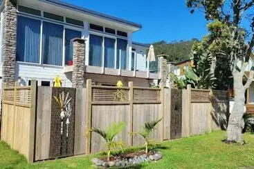 ペンション Margaritaville Hahei