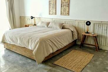 Hostel La Florida   Casa Pueblo