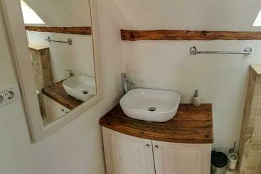 פנסיון Otto S Guesthouse