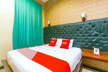 Hotel Oyo 90788 Nillo