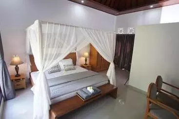 ペンション Gede House Tejakula