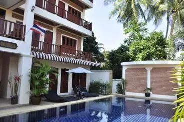 Hotel Baan Chayna Lounge Resort