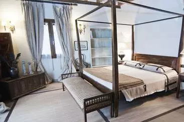 Venice Country Apartments