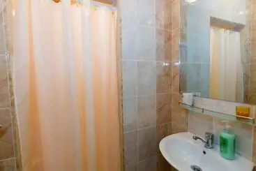 Pensão Guest Rooms Tivona