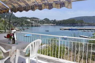 בית מלון כפרי Molos Beach Apartments