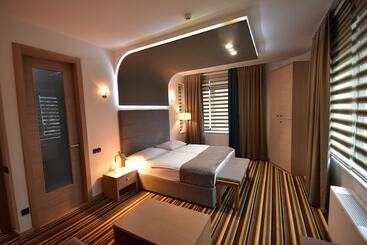 בית מלון כפרי Villa Melody