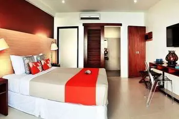 호텔 Aiyanar Beach And Dive Resort