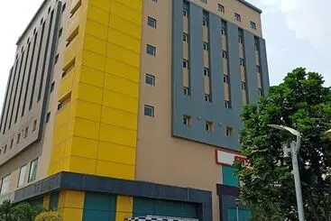 فندق Caspia Pro Greater Noida