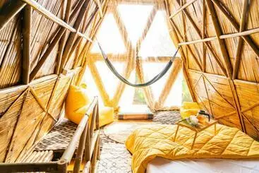 ベッドアンドブレックファースト Vagatorian   Stylish Luxury Designer Cottages