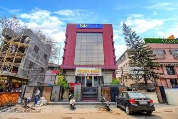 Fabhotel Royal Empire   Bird Valley Udhyan