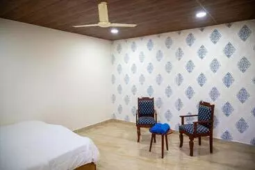 Takshshila Park And Resorts