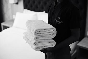 ベッドアンドブレックファースト Sremethila Hotels Rameswaram