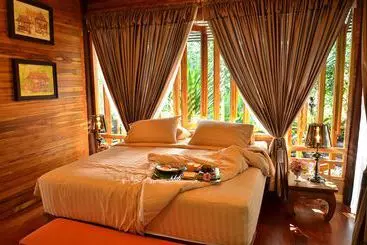 Hotel 32 Coffee Hill & Resort