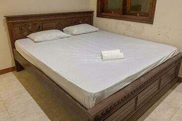 فندق Lawu Ageng Homestay At Tawangmangu