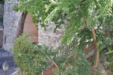 Huoneistohotelli Váralja Home