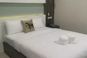 هتل We Resident