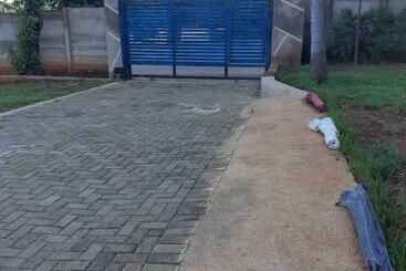 Pension Thullyteams Guesthouse