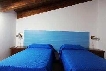 Ludomar Country Residence   Rooms & Apartments