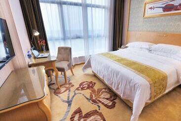 Vienna Hotel Changshu Binjiang