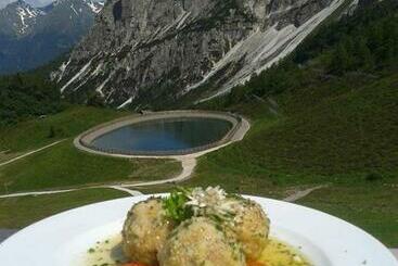 ホテル Berggasthaus Edelweisshütte Ladurns