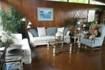 Beach Estates Inn Bed And Breakfast