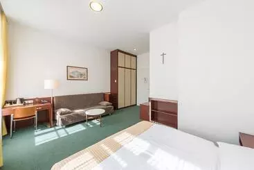 客栈  Benediktushaus Im Schottenstift