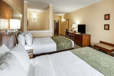 Hotel Comfort Suites Cotulla Near I35