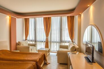 Family Hotel Gold Pearl