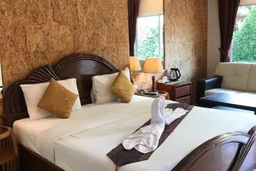 酒店 Bangrak Samui Beach Resort