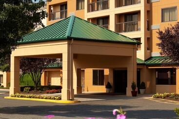ホテル Courtyard By Marriot Cranbury South Brunswick