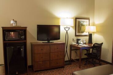 فندق Hampton Inn Junction City