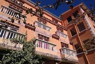 هتل Hostal Real Los Andes Del Lago