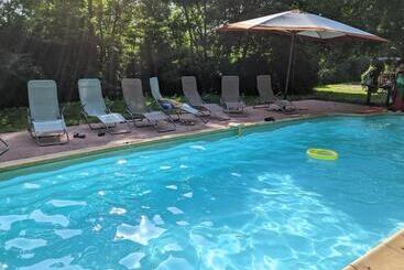 Nocleg ze śniadaniem Strawberry Hill