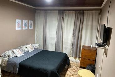 Pensionat Guembe Al Rio Hostel