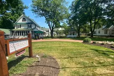 Rosemont Inn Resort B&b