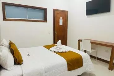 Otel Overland