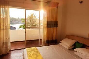 Bentota Hotel Sunset Araliya & Water Sports