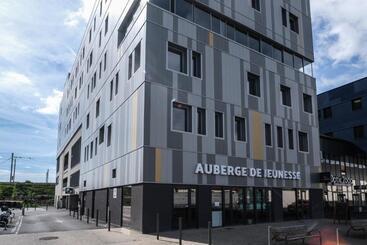 هاستل Auberge De Jeunesse Hi Clermont Ferrand