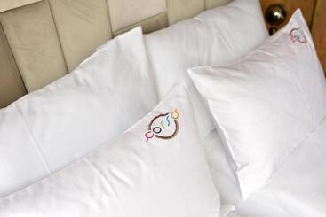 هتل آپارتمان Corso Rooms City Centre