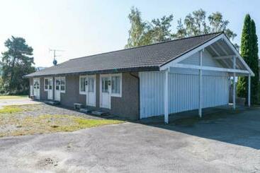 펜션 Hybel Med Gratis Internett Og Parkering