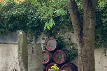 Retkeilymaja Callm Aka Zum Goldenen Löwen   Zu Nacht Bei Der Destillerie