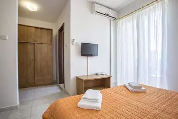 Apartments Henjak Gospojica